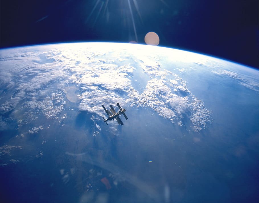 space photography of gray satellite, space station, russian, mir, HD wallpaper
