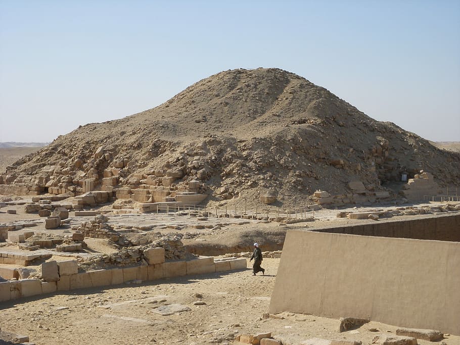 Pyramids, Egypt, Desert, outdoors, adults only, day, one man only HD wallpaper