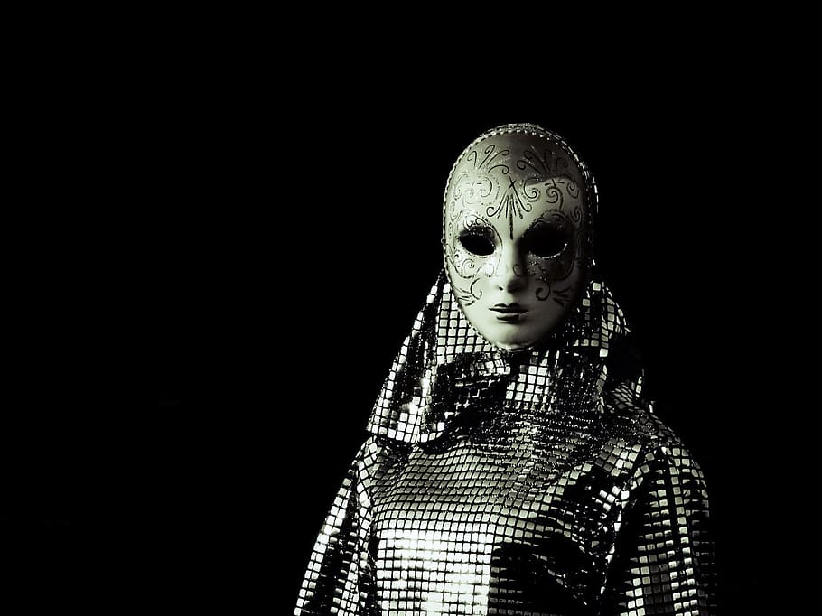 person wearing white and gray mask and dress, costume, performer HD wallpaper
