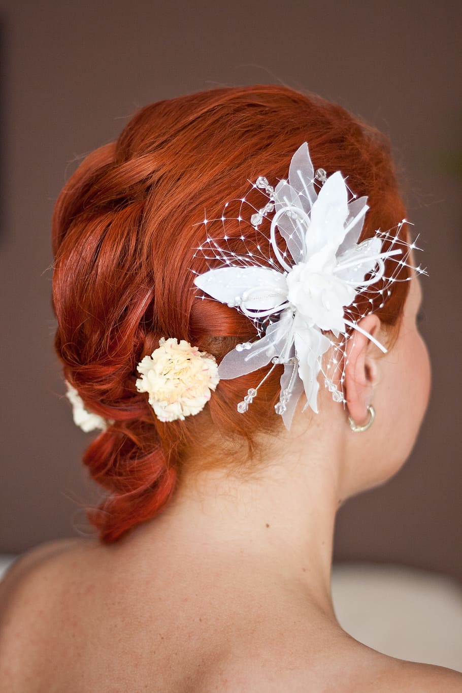 woman wearing white floral hair accessory and silver-colored hoop earring HD wallpaper