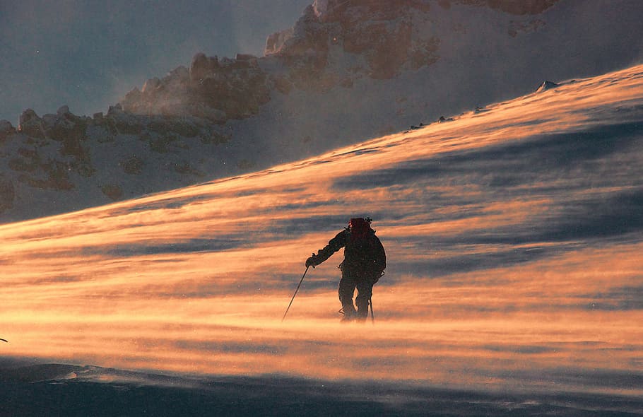 skier on snowy mountain, peak, summit, top, alone, loneliness HD wallpaper