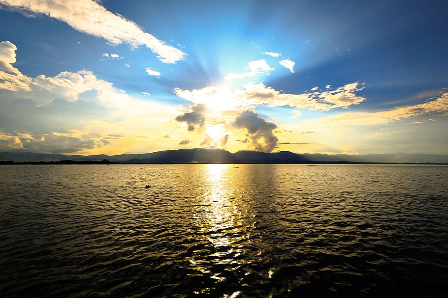 silhouette of island during golden hour, river, sun, sky, umbrella HD wallpaper