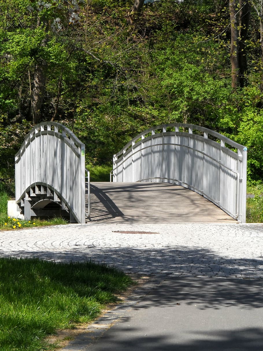 bridge, railing, idyllic, sunshine, summer, spring, bach, bank HD wallpaper