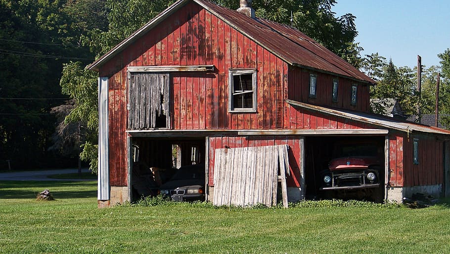red and white wooden house, barn, aged-rustic, abandoned, lawn HD wallpaper