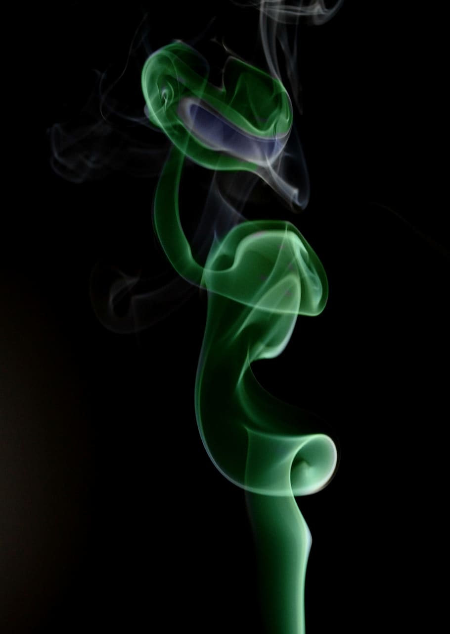 alien, smoke, green, abstract, smoke - physical structure, black background HD wallpaper