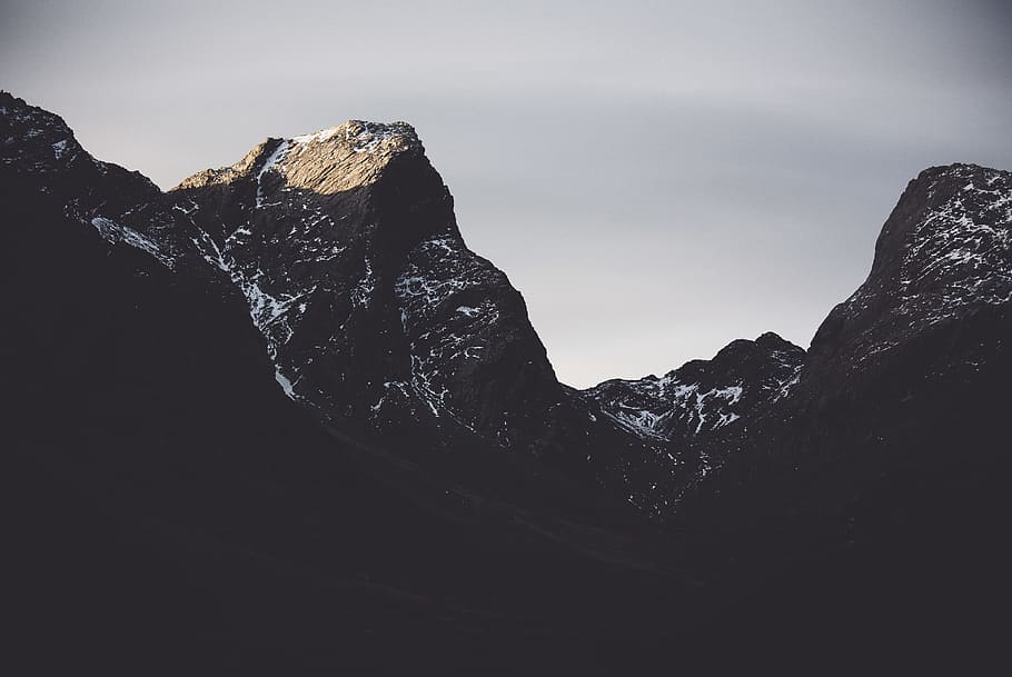 landscape photography of mountains, Morning light on the monoliths. HD wallpaper