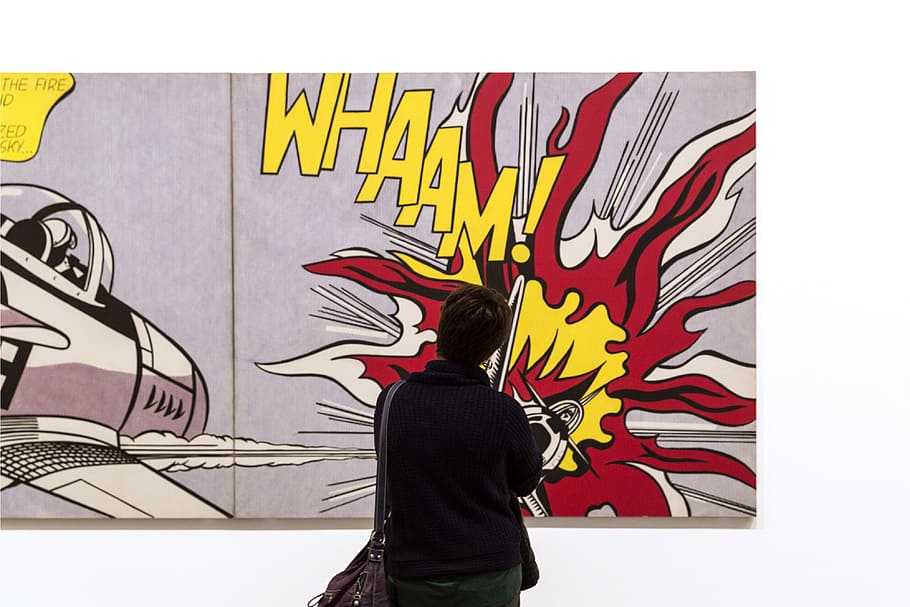 A person looks at pop art by Roy Lichtenstein in an art gallery in London, England, HD wallpaper