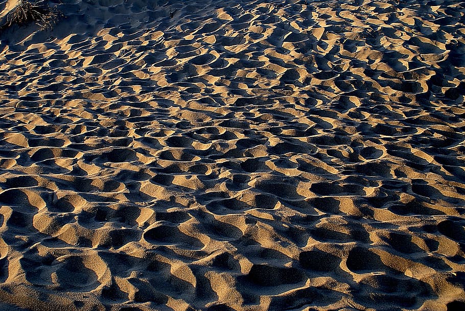 sand, shadows, invoice, footprints, lighting, afternoon, warm light HD wallpaper
