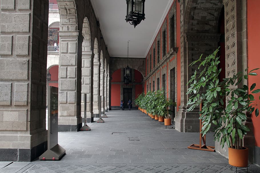 columns, aisle, corridor, architecture, pattern, built structure HD wallpaper