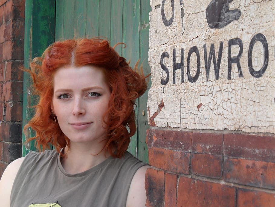 redhead, woman, model, portrait, looking at camera, wall - building feature HD wallpaper