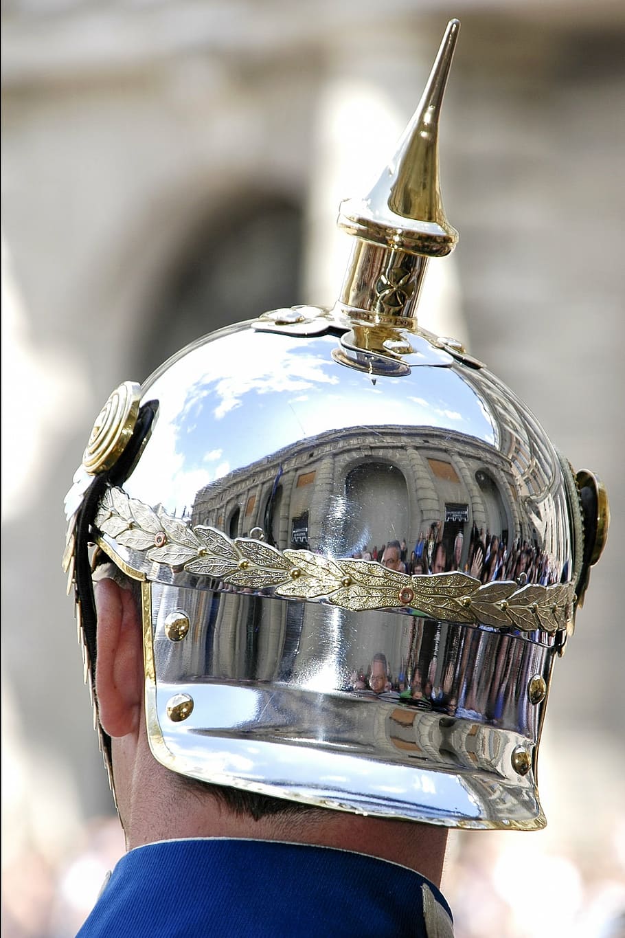 helmet, jumper, reflection, cavalry, pickelhaube, knight - Person HD wallpaper