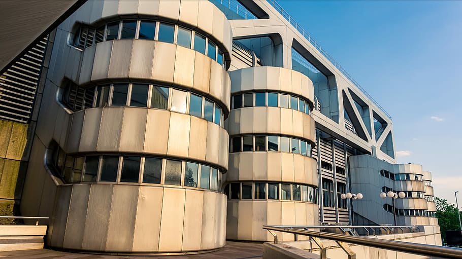 white concrete building, architecture, metallic, modern, facade HD wallpaper