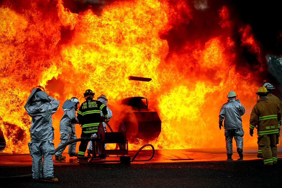 fire men infront of fire, Firefighters, Training, Live, silhouette HD wallpaper
