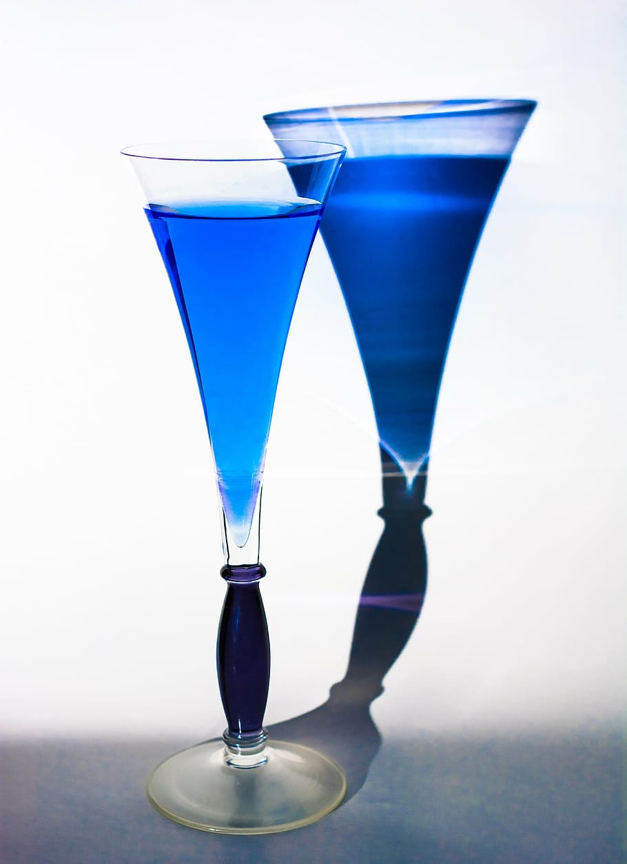 glass, drinking cup, light, shadow, cocktail, refreshment, martini glass HD wallpaper