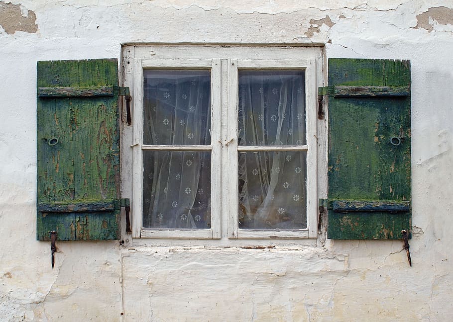 closed window with screens, home, building, rustic, hauswand HD wallpaper