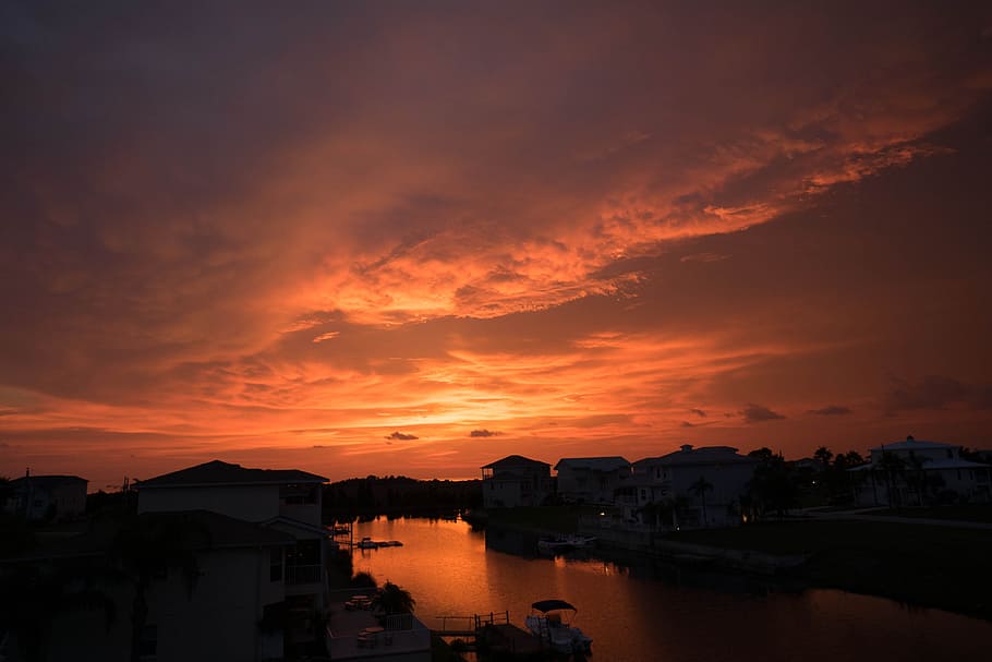 photograph of town during sunset, florida, water, sky, skyline HD wallpaper