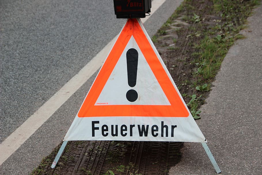 Fire, Signal, Road, Warning, warnschild, colours, note, triangle shape