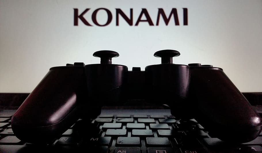 black Konami, wireless controller, video game, pc, games, joystick, HD wallpaper