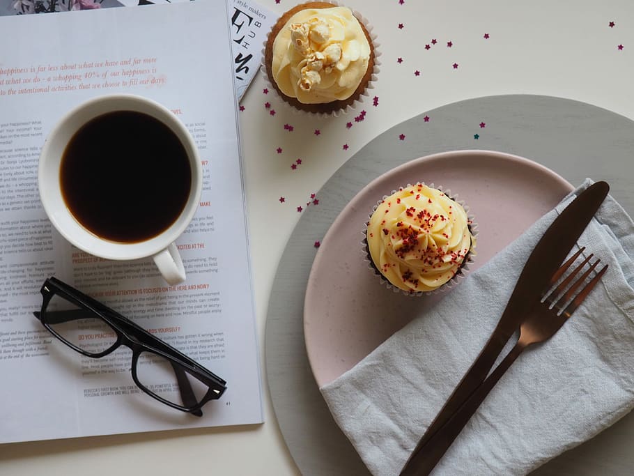 cupcake beside fork and knife, two cupcakes topped with cream HD wallpaper