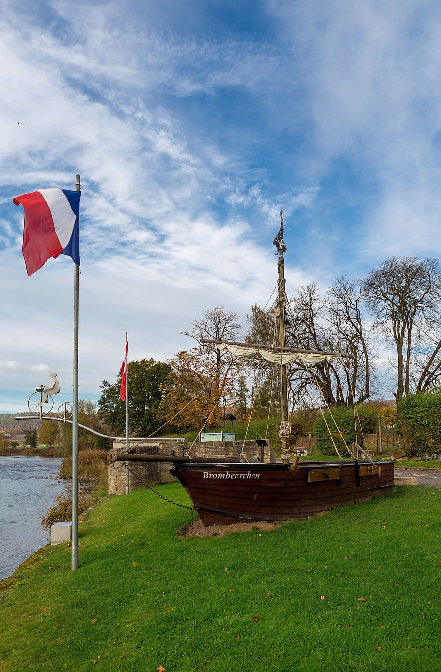 Wanfried, Germany, Clouds, Flag, sky, ship, sculpture, park HD wallpaper