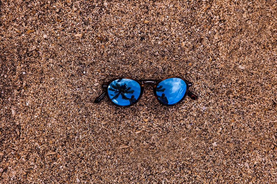 Photo of Sunglasses in the Ground, beach, reflection, rough, seashells HD wallpaper