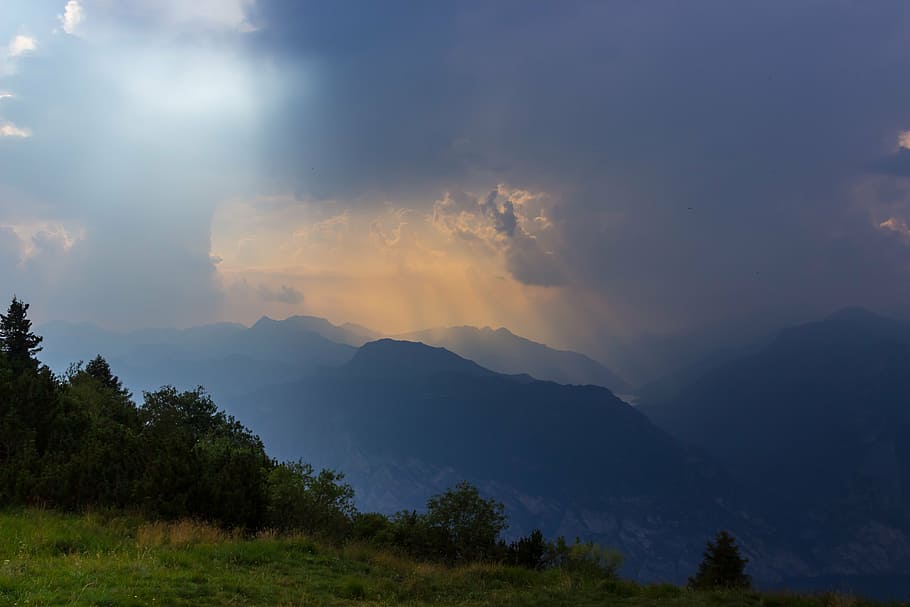 light, mountains, sunbeam, atmosphere, landscape, nature, mood HD wallpaper