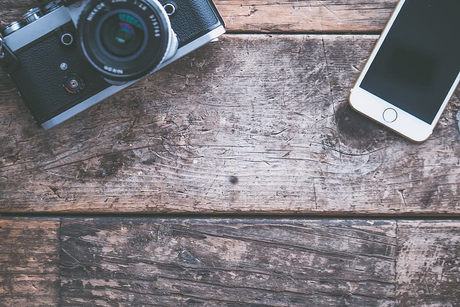 wood, camera, iphone, smartphone, antique, background, business HD wallpaper