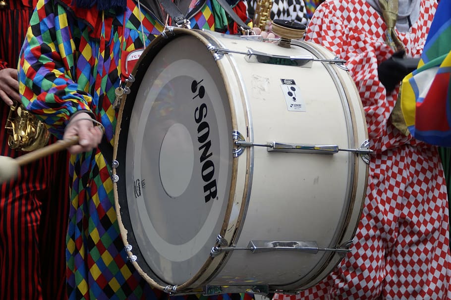 clown, drum, instrument, rhythm, marching, strassenfasnet, fools jump HD wallpaper