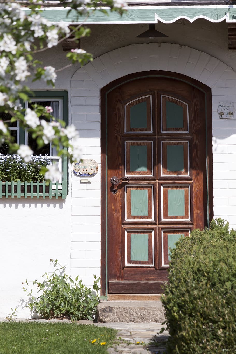 house, architecture, window, door, input, front door, painted HD wallpaper