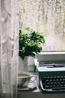 Working with old typewriter in the rainy day, vintage, workspace HD wallpaper