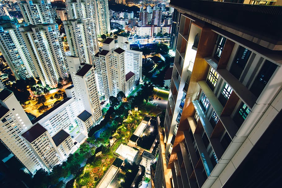 aerial shot of buildings, aerial photography of city high-rise building HD wallpaper