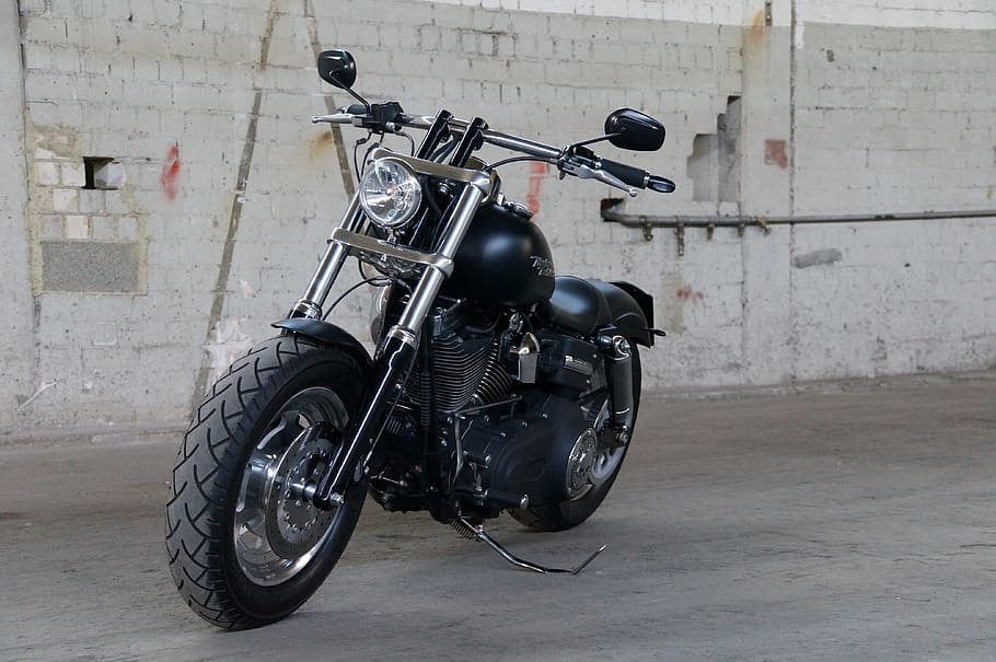 parked black cruiser motorcycle, wheel, bike, transportation system, HD wallpaper
