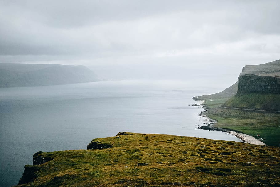 sea, dawn, landscape, nature, beach, clouds, dusk, fog, foggy HD wallpaper