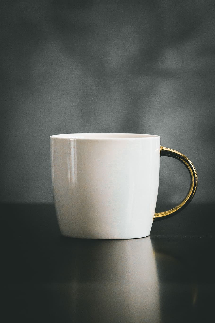 Moody Morning, white and gold-rimmed handle mug on black panel HD wallpaper