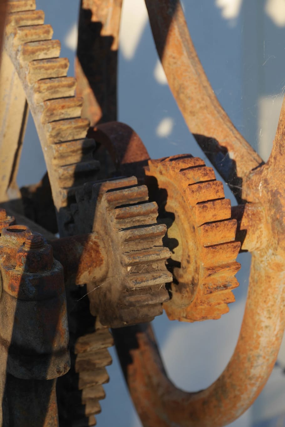 machine, gear, mechanics, old, mechanism, pinion, heritage HD wallpaper