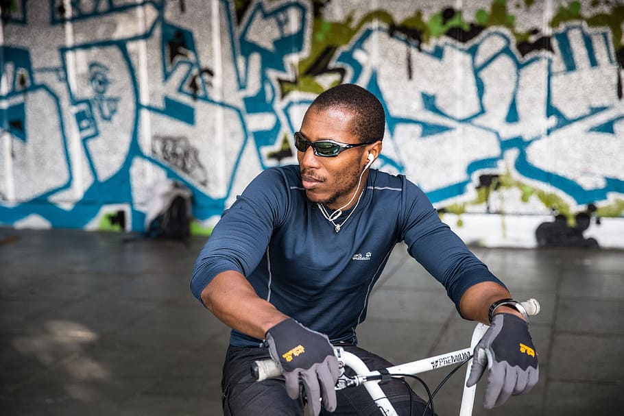 Portrait shot of a man in sunglasses sitting on a BMX bike, this image was captured on the Southbank in London using a Canon 6D DSLR, HD wallpaper