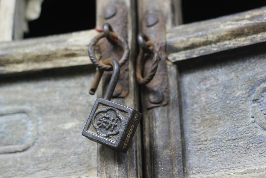 Lock, Door, Old, Locks, door lock, old door locks, old house HD wallpaper