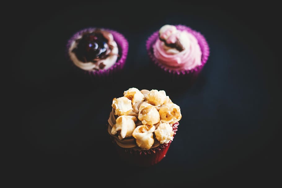three cupcakes with icing toppings, food, close-up, dessert, gourmet HD wallpaper
