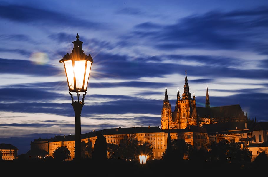 hradcany, prague, lantern, castle, night, evening, sky, night clouds, HD wallpaper