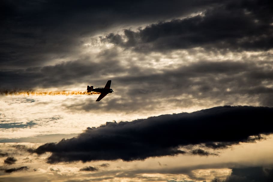 sunset, silhouette, airplane, flight, clouds, propeller, sky HD wallpaper