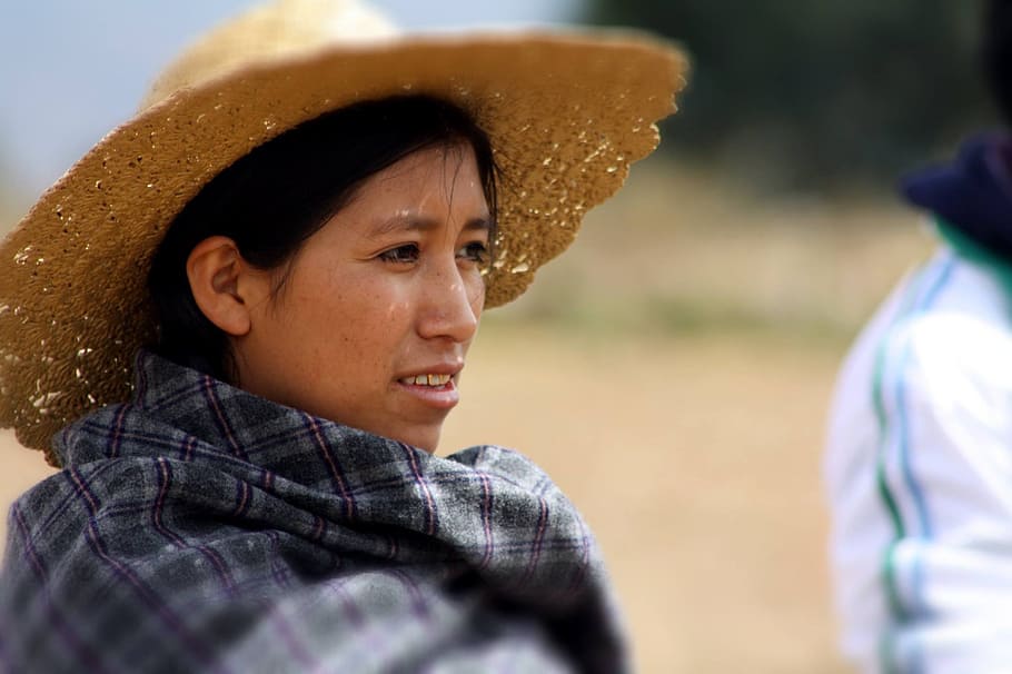 shallow focus photo of woman wearing brown straw hat, women, tiraque, HD wallpaper