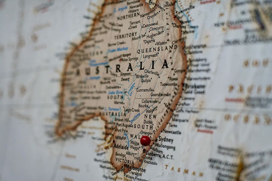 map of Australia, selective photography of Australia map, globe HD wallpaper