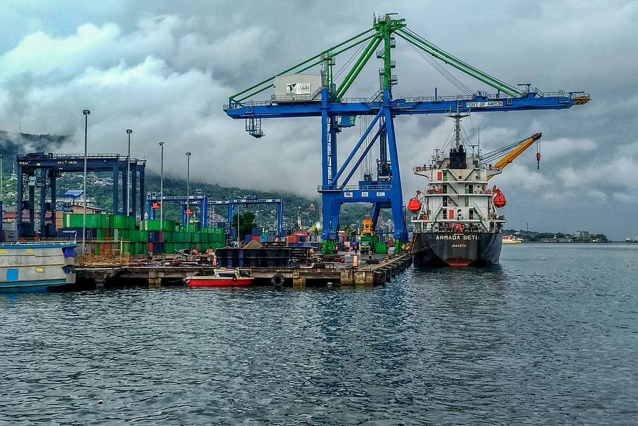 ship, cargo, port, crate, boxed, ambon, the sea, transportation HD wallpaper