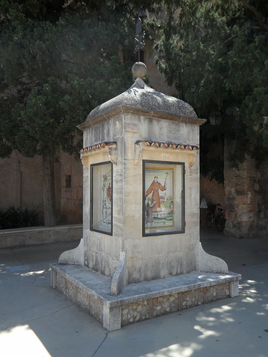 stele, memorial stone, petra, mallorca, priest, missionary HD wallpaper