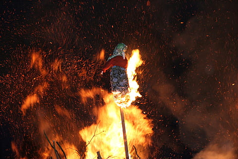 witches, fire, witches burn, purgatory, funeral pyre, witch burning HD wallpaper