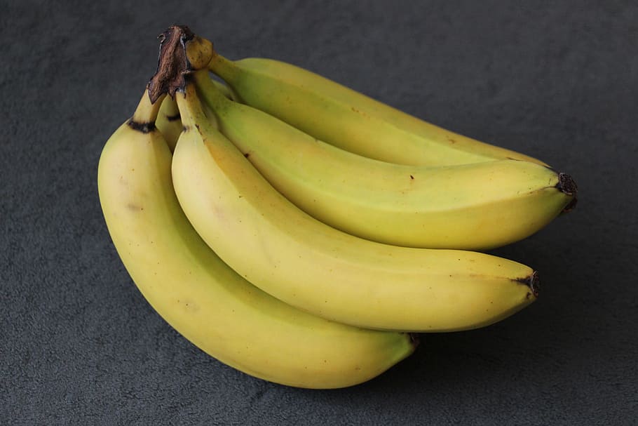 bunch of ripe bananas, yellow, green, fruit, banana shrub, healthy HD wallpaper