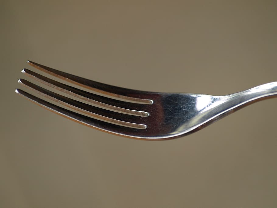 fork, cutlery, metal fork, eat, close, mirroring, macro, kitchen utensil HD wallpaper