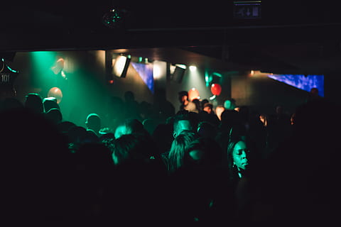 group of people inside dimly lit room with green light, crowd on party inside room HD wallpaper
