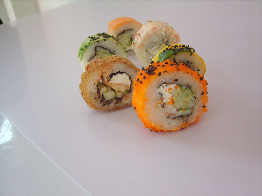 food, sushi, food and drink, ready-to-eat, freshness, healthy eating HD wallpaper