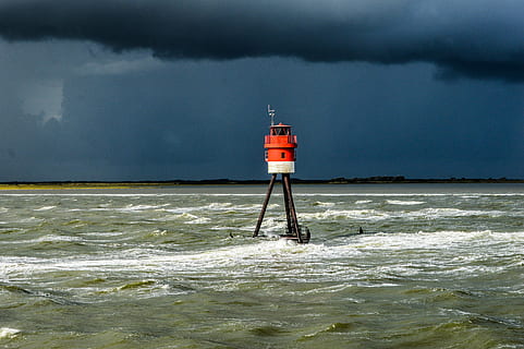 borkum, north sea, dark, rain, storm, water, safety, lighthouse HD wallpaper